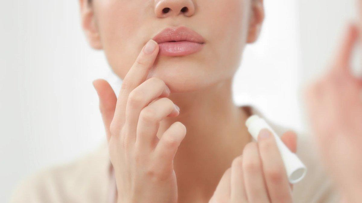 Panduan Memilih Jenis Lipstik Sesuai Undertone dan Acara