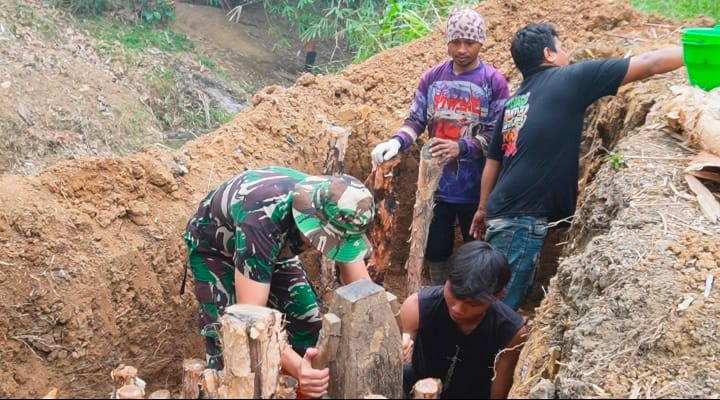 Gotong Royong Militer Bangun Jembatan Beton dan Akses Ekonomi Desa