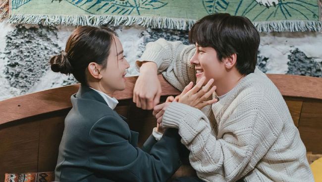 9 Drama Korea yang Dimulai Lucu Tapi Berakhir Menyentuh Hati