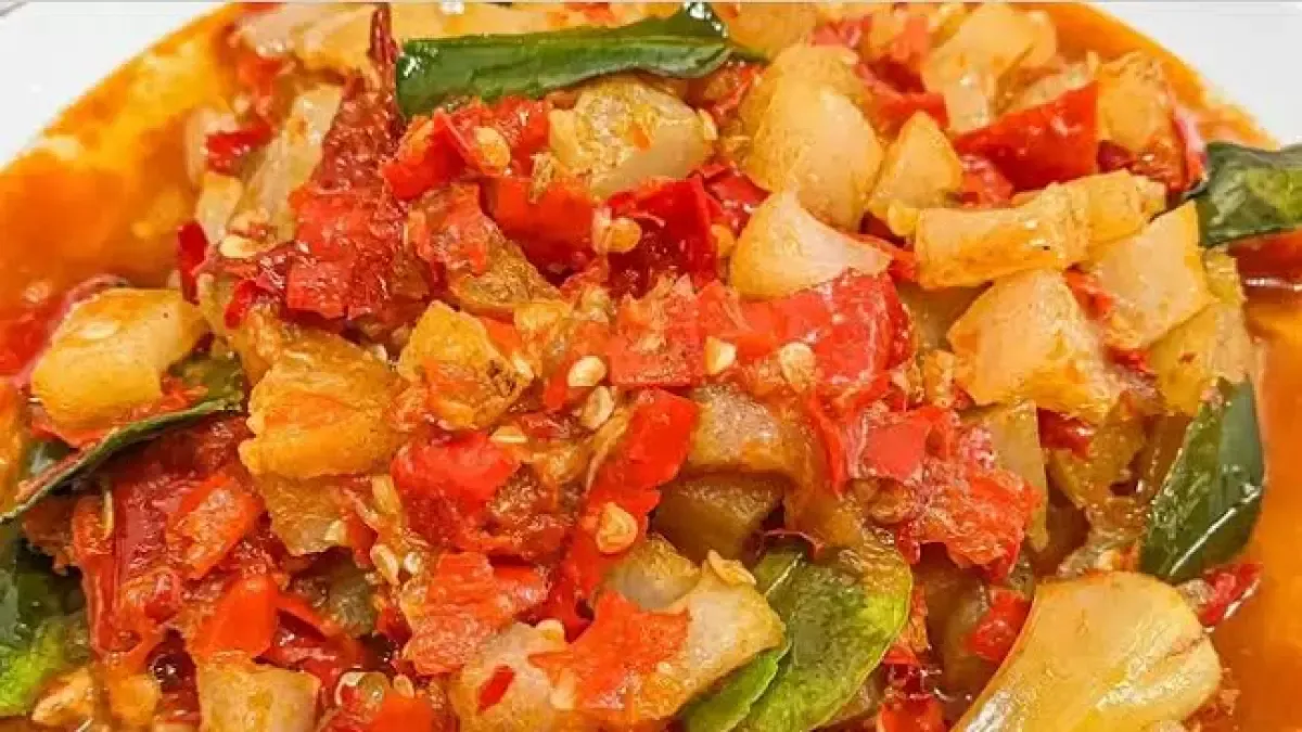 Kikil Pedas Manis vs Tumis Kikil Gurih: Mana yang Paling Menggoda?