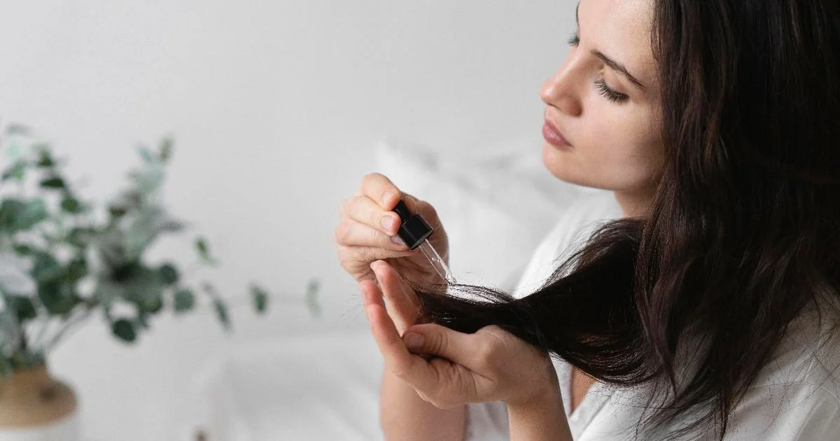 Panduan Lengkap Memilih Minyak Rambut Terbaik untuk Setiap Jenis Rambut