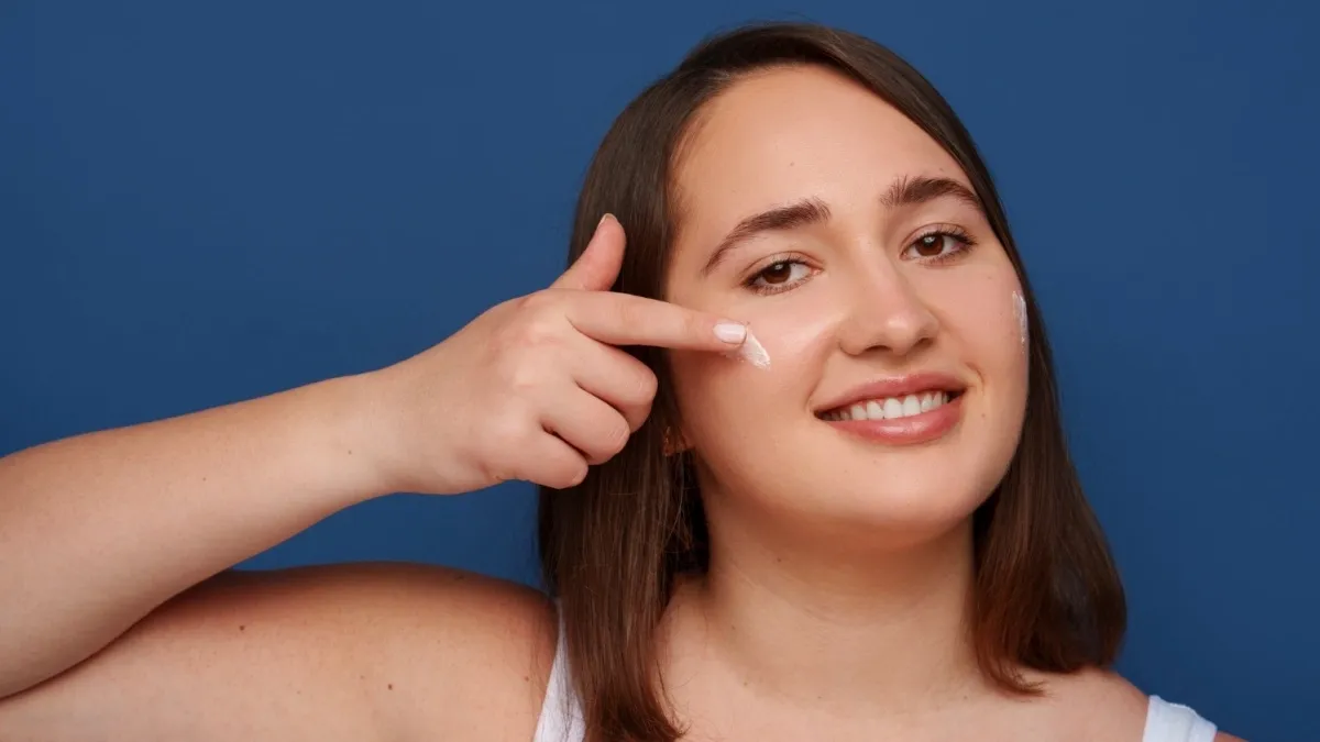7 Pelembap Anti-Aging Terbaik untuk Kulit Kencang