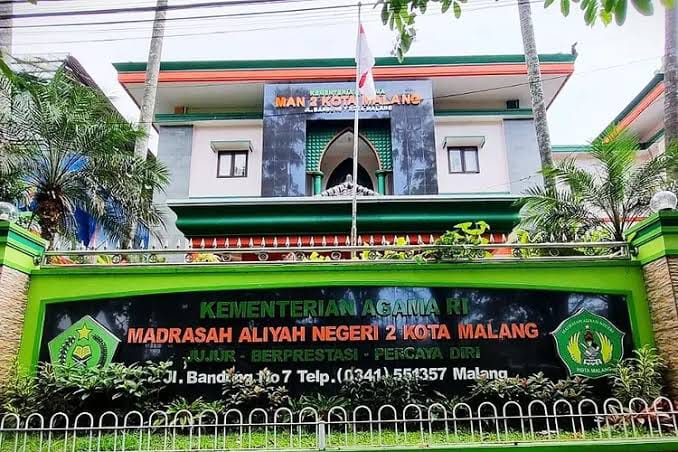 Lomba Pidato dan Baca Puisi Menguatkan Kompetensi Bahasa Siswa