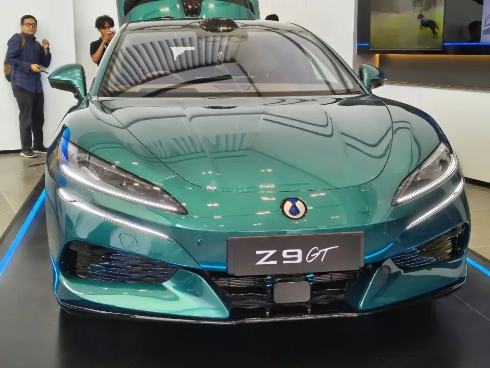 Danza Z9 GT: Sedan Listrik Premium yang Serius Mengguncang Pasar