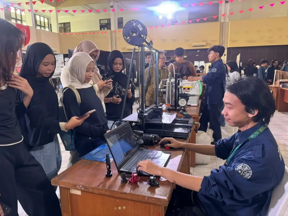 Laboratorium Fabrikasi Digital Mengangkat Pembelajaran STEM dengan 3D Printing