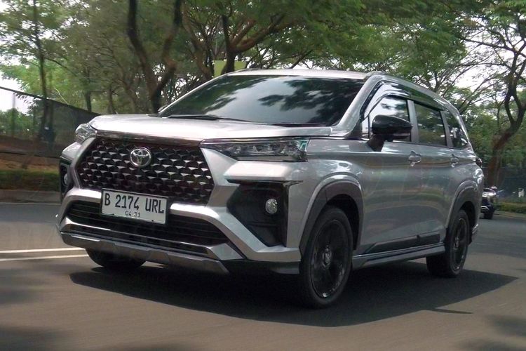 Pasar Mobil Hybrid Bekas Menghangat, Innova Zenix Jadi Primadona