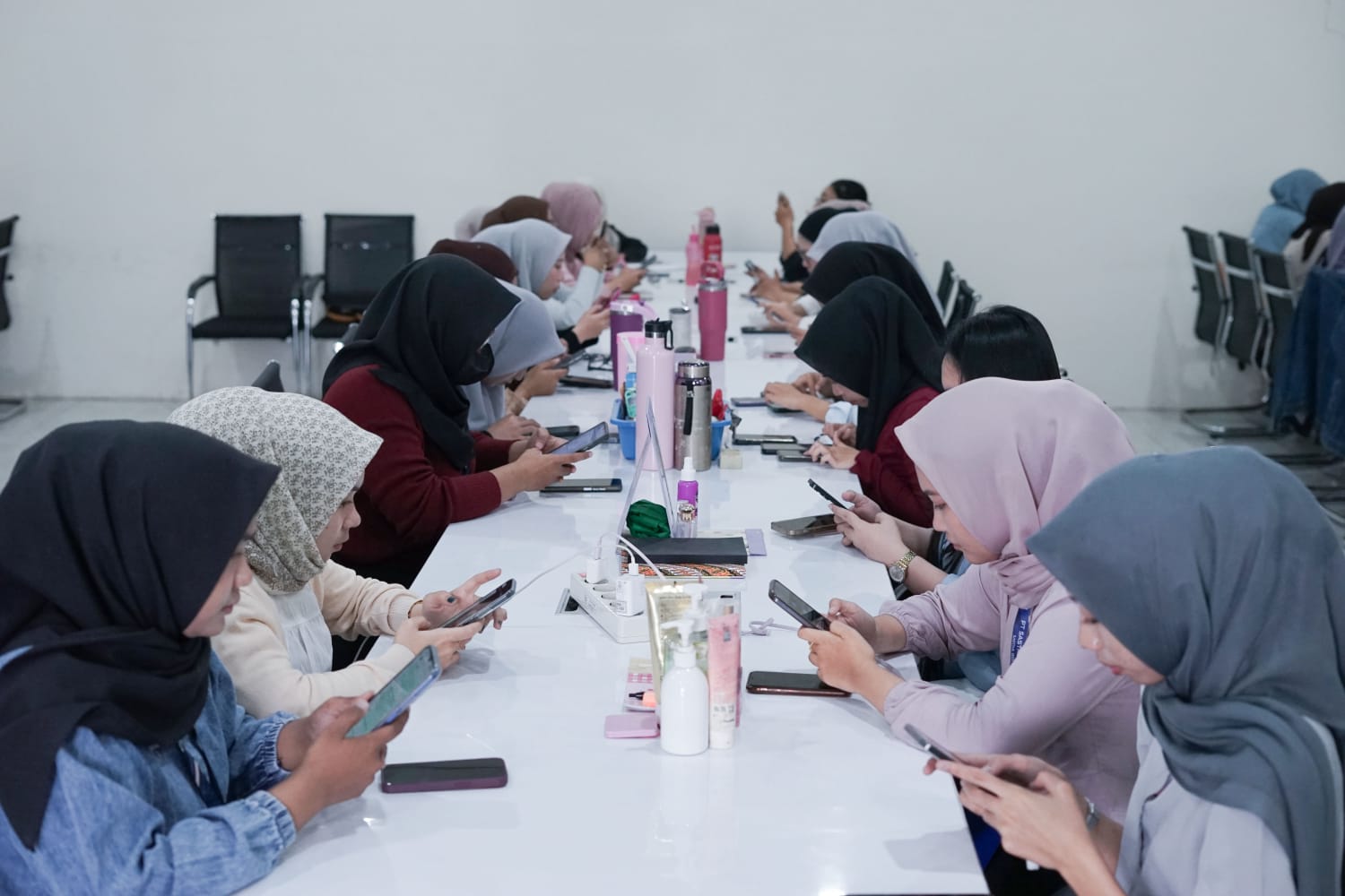 Bagaimana WhatsApp Business AI Mengerek Penjualan UMKM hingga 60 Persen