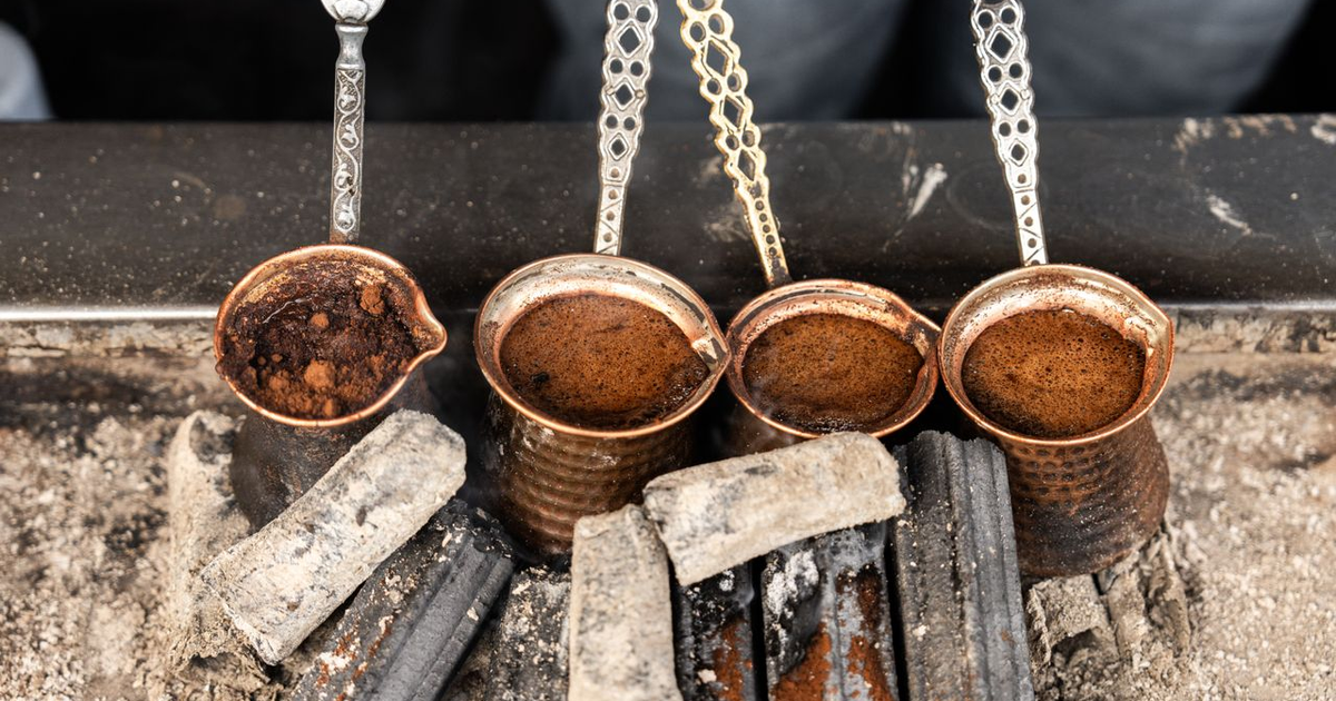 Dari Biji hingga Cangkir: Perjalanan Panjang Kopi Turki