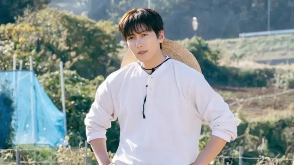 Dari Desainer Sukses ke Petani Stroberi: Kebangkitan Lee Yu Bin di Merry Berry Love