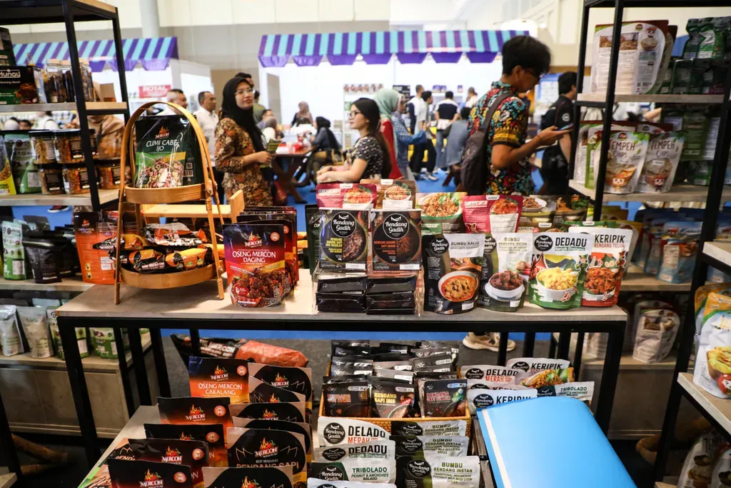 Pengrajin Tembikar Lokal Perluas Pasar Lewat Pameran Pangan Nusantara
