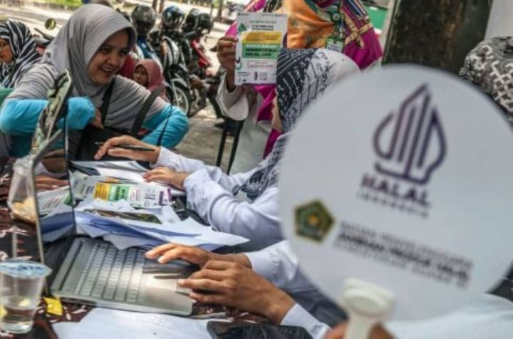 Sertifikasi Halal Wajib untuk Parfum dan Kosmetik: Apa Artinya bagi Kita?