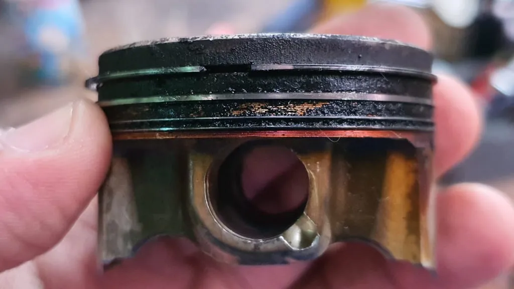 Ring Piston Aus: Kenali Gejala, Selamatkan Mesin