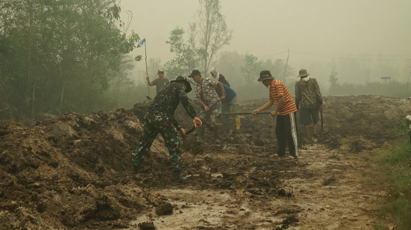 TNI Manunggal Membangun Desa: Gotong Royong yang Mengubah Wajah Pedesaan
