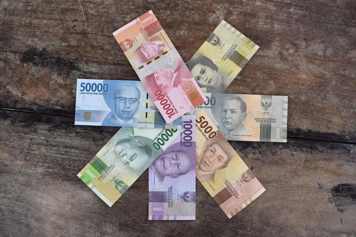 Rupiah Melemah di Tengah Gejolak Geopolitik dan Dolar Perkasa