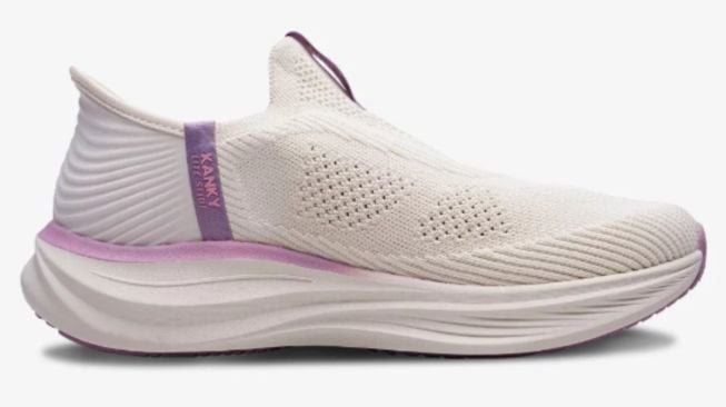 Slip-On dan Sneaker Tanpa Tali Lokal Paling Nyaman