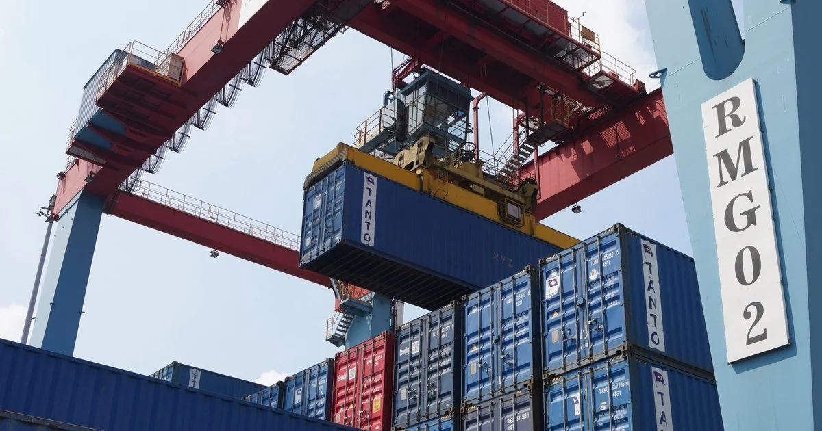 Arus Peti Kemas 2,8 Juta TEUs: Sinyal Kuat Efisiensi Terminal