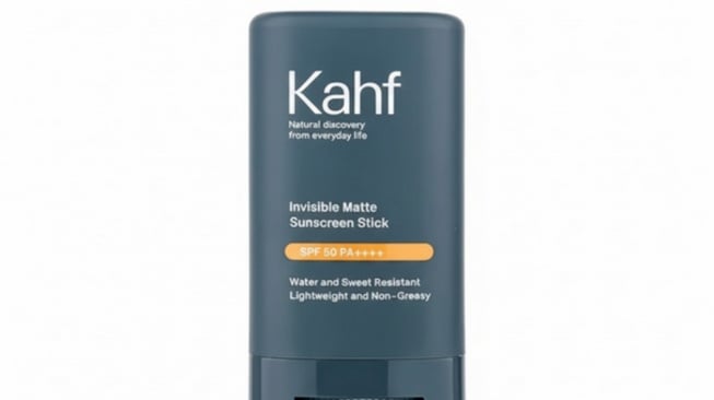 Sunscreen Stick Lokal untuk Kulit Berminyak: Praktis dan Tanpa Lengket
