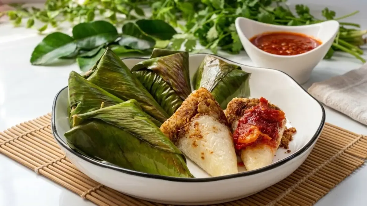 Sagon Gulung dan Pengkang: Dua Camilan Ketan Gurih yang Layak Dipertahankan