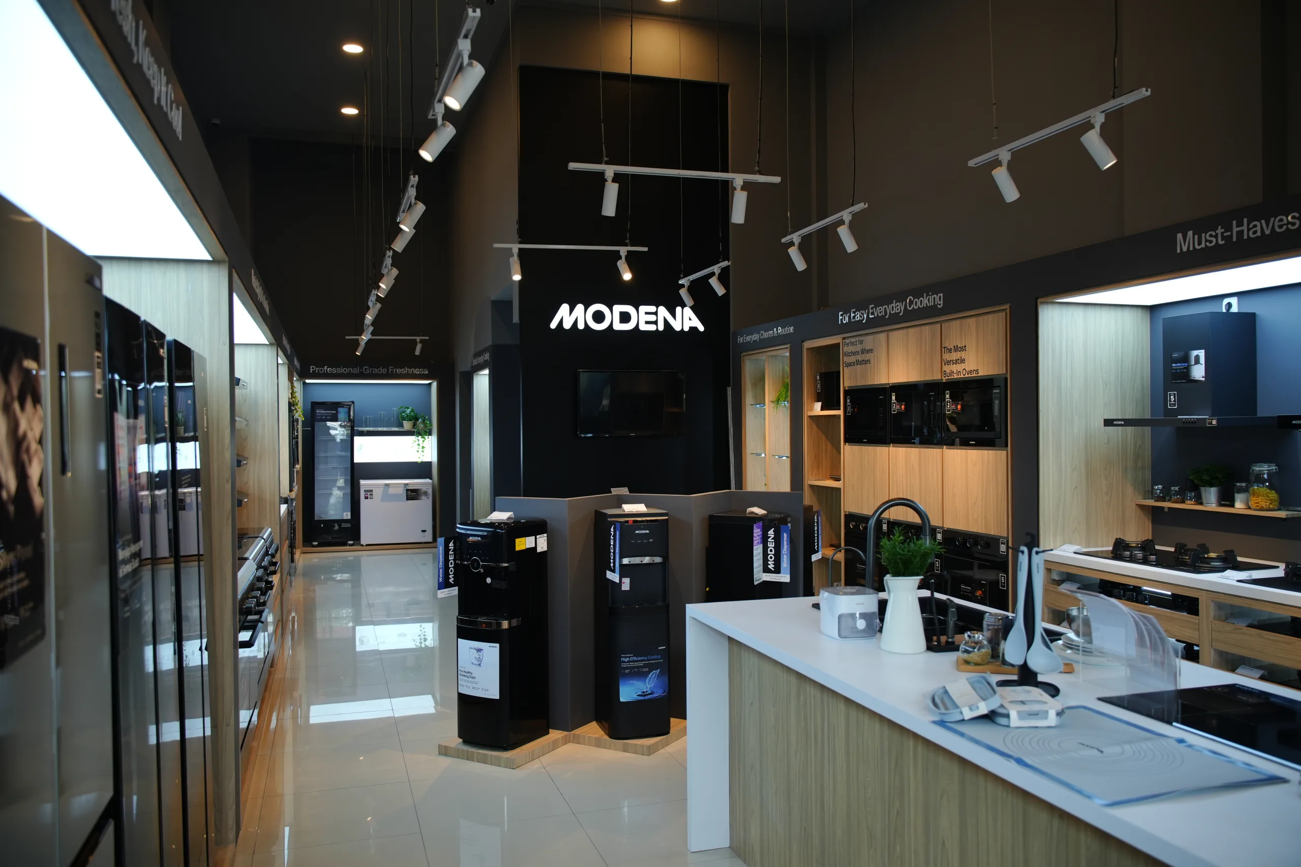 Strategi Ekspansi Home Center: MODENA dan Pertarungan Konsep One-Stop Solution