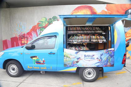 Perpustakaan Keliling Perluas Akses Literasi ke Sekolah Daerah
