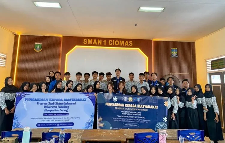 Mahasiswa Universitas Bawa Revolusi Pelatihan Digital ke Sekolah Menengah