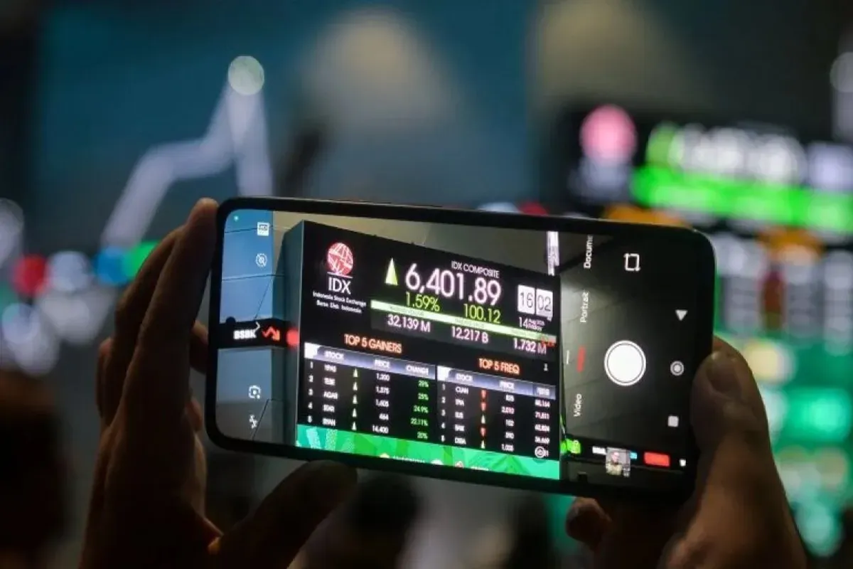 Pasar Saham Terhenti: Saat IHSG Anjlok 8 Persen dan Circuit Breaker Aktif