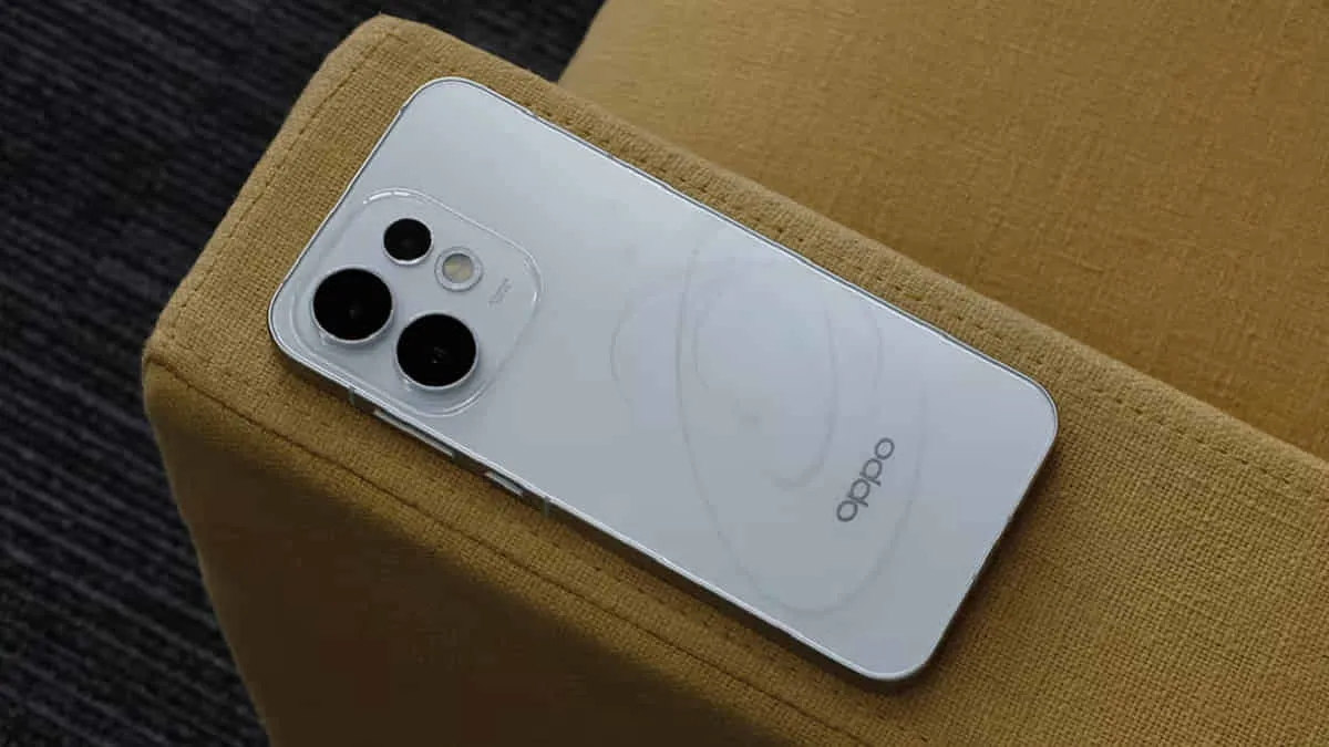 Oppo Reno17: Kamera 200MP dan Telekonverter untuk Zoom Optik Serius