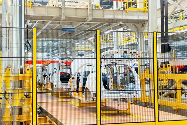 BYD Kuasai 37% Pasar Listrik: Strategi Dominasi hingga Akhir 2026