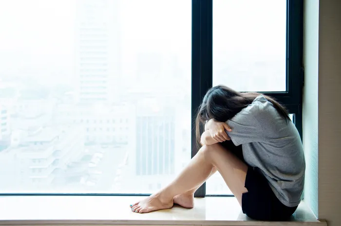 Kecemasan Lingkungan: Mengapa Perempuan Lebih Rentan dan Cara Mengelolanya
