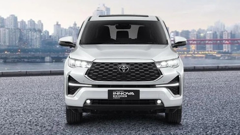 Perbandingan Harga Bekas Innova Reborn vs Zenix dan Nilai Jual Kembali