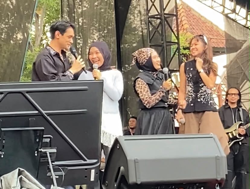 Afgan Curi Perhatian di Synchronize Fest: Emosional dan Penuh Kejutan