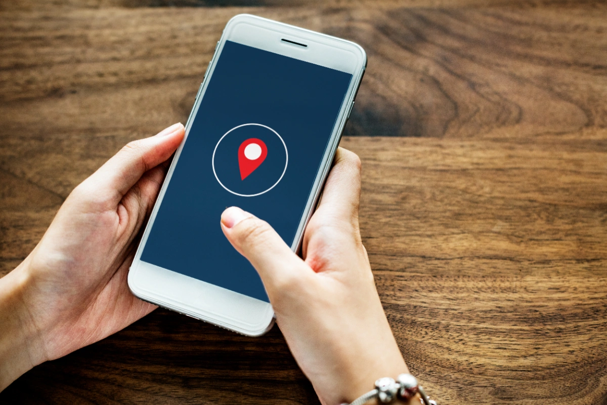 Pantau Aplikasi yang Mengakses Kamera dan Lokasi di Android