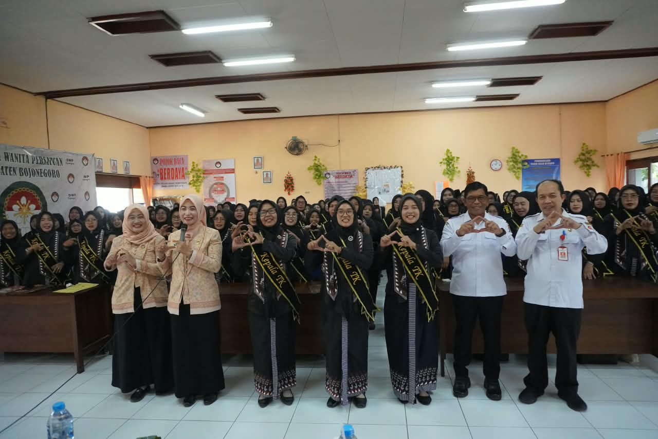 Memberdayakan Kepemimpinan PAUD Lewat Pengukuhan Kepala Sekolah