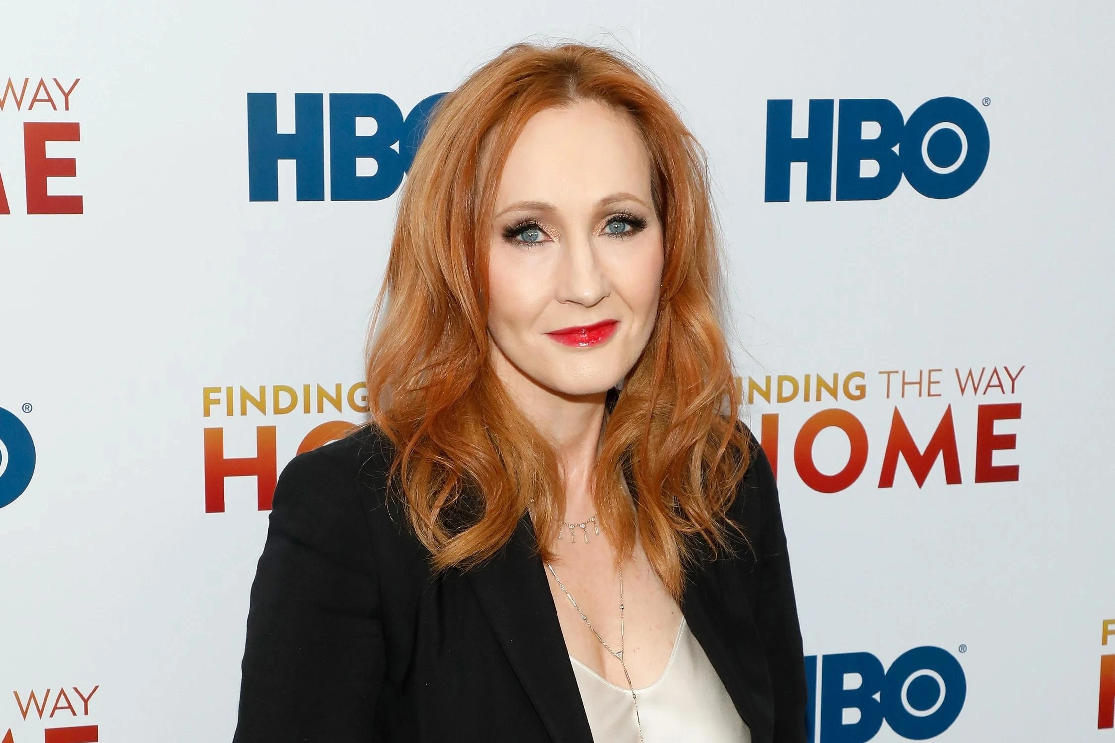 J.K. Rowling di Layar BBC: Dari Fenomena Harry Potter ke Badai Kontroversi