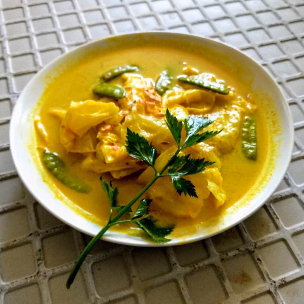 Tiga Resep Kol Lezat: Tumis, Gulai Santan, dan Martabak Praktis