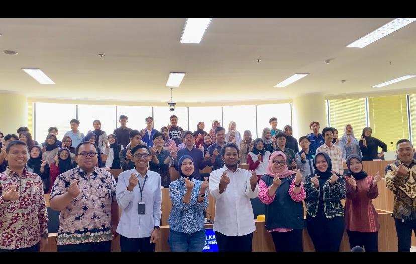 Peluang Karir Muda di Jepang: Dari Pertukaran Pelajar hingga Caregiver Profesional
