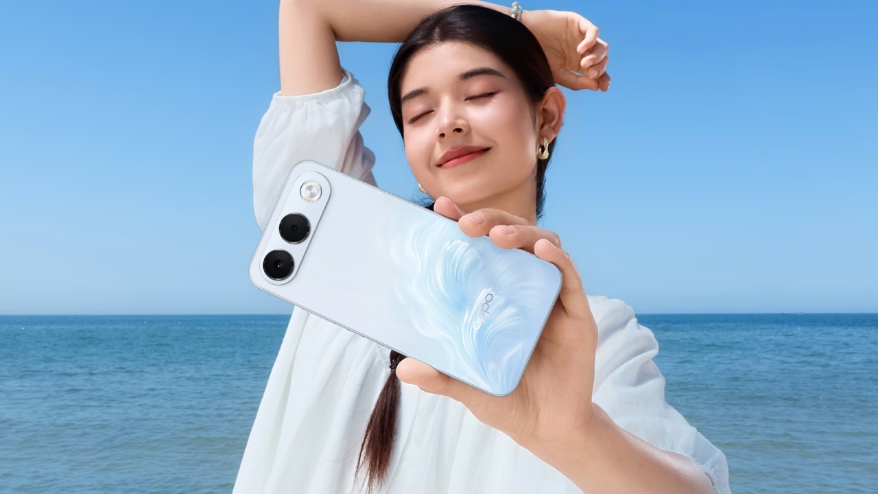OPPO A7 Pro 5G vs A5 Pro: Layar AMOLED 120Hz atau Desain Tahan Banting?