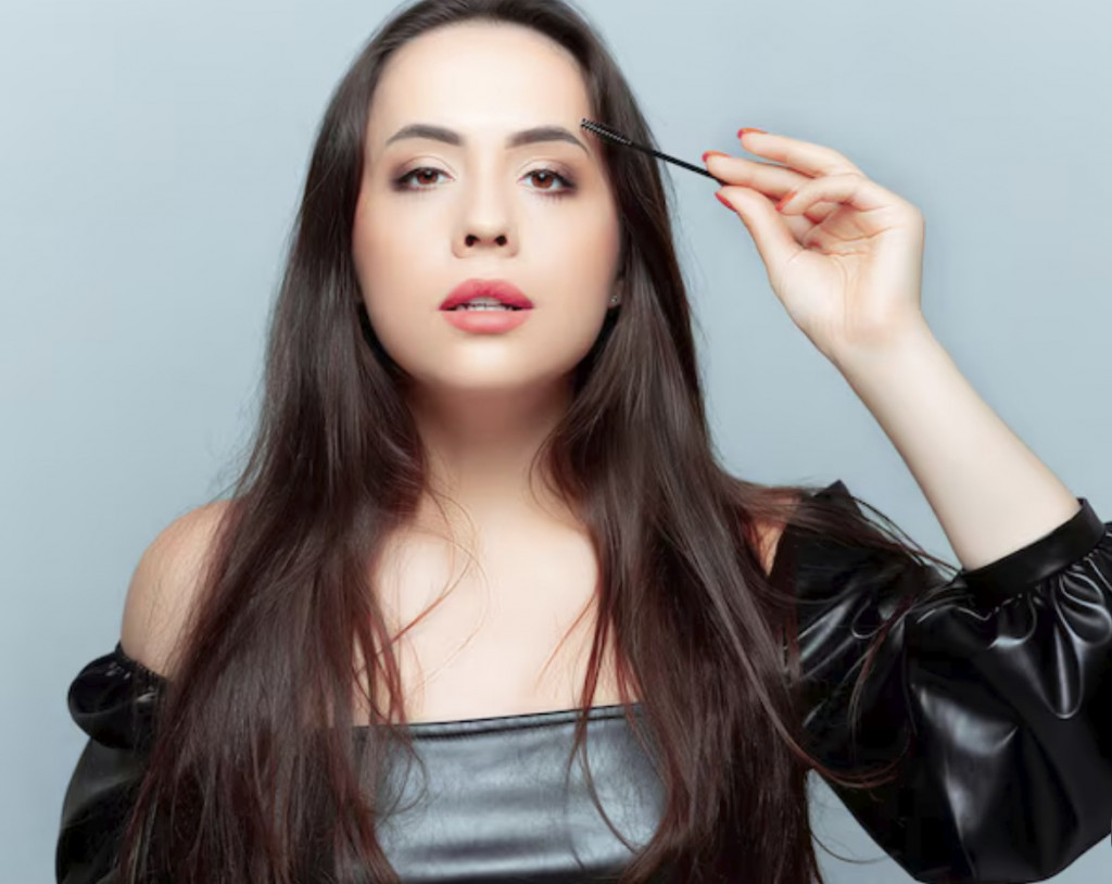 Maskara Waterproof Barenbliss vs Maybelline: Mana Tahan Seharian?