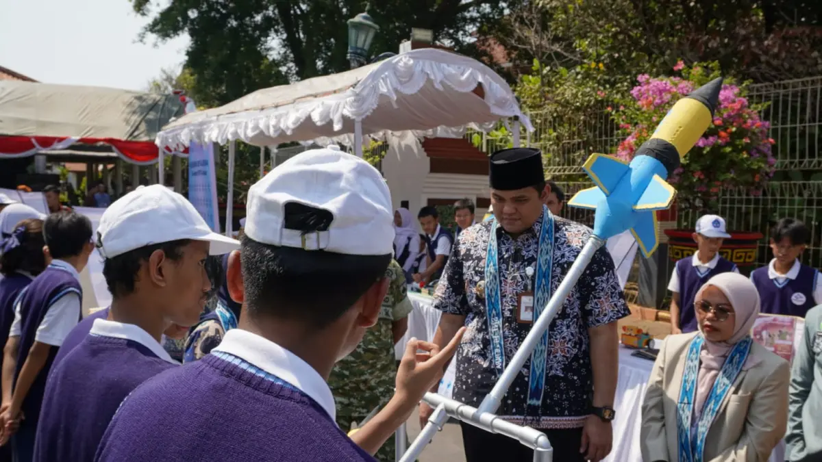 Sekolah Nasional Terintegrasi dan Lompatan Pembelajaran Berbasis Teknologi