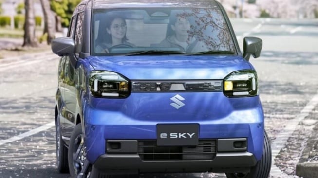 Suzuki e-Sky vs BYD Atto 1: Mobil Listrik Murah Mana yang Lebih Masuk Akal?