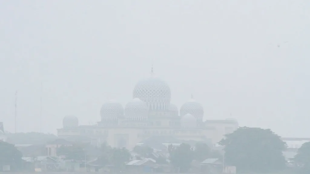 Tuntutan Hukum atas Kabut Asap: Ancaman Baru bagi Bisnis Regional