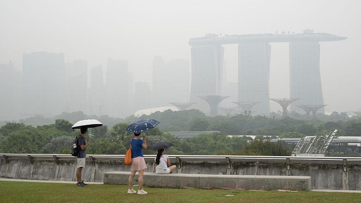 Kabut Asap Lintas Batas Terburuk: Saatnya ASEAN Bertindak Sebagai Satu Kawasan