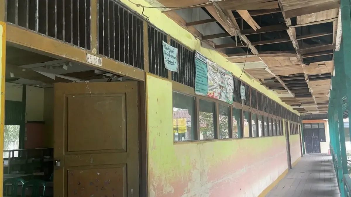 Ratusan Gedung Sekolah Rusak: Sampai Kapan Siswa Menunggu?