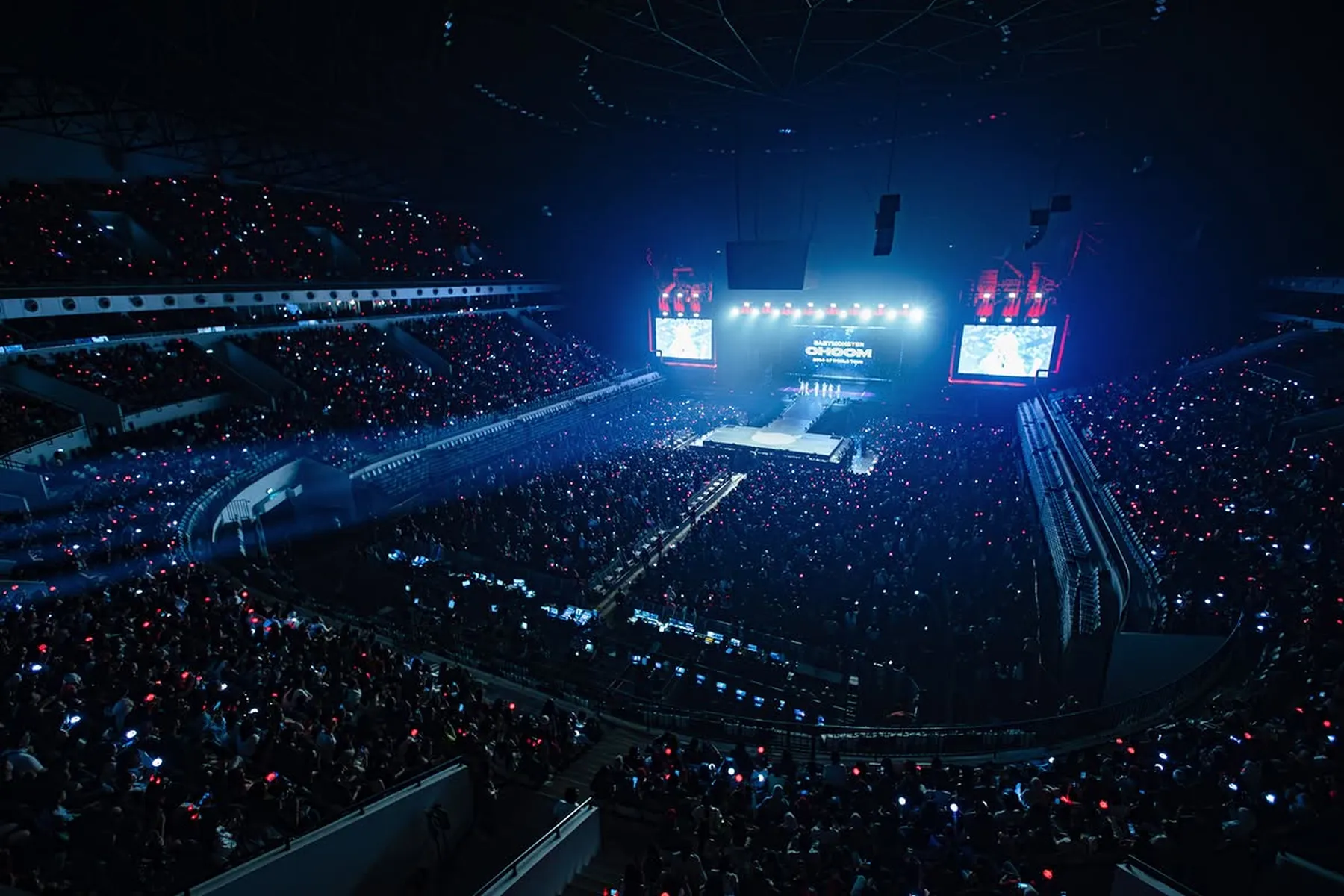 Konser BABYMONSTER di Jakarta: Energi, Tawa, dan Bahasa Lokal