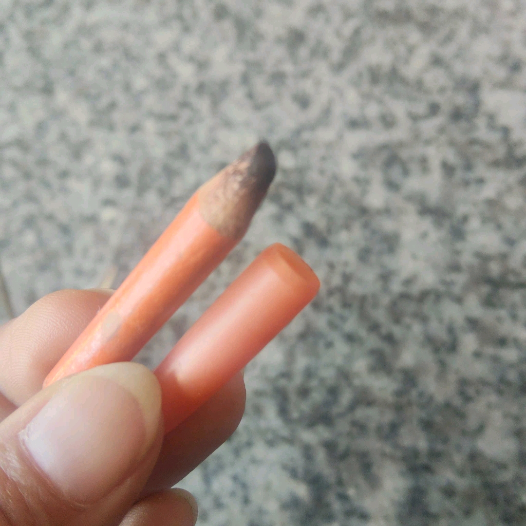 Pensil Alis Murah yang Viral Itu Bukan Jelek, Cuma Belum Tentu Cocok sama Kulitmu