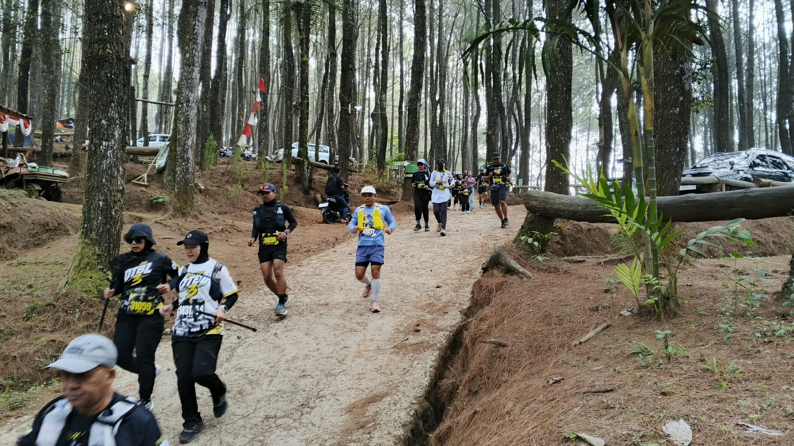 Trail Run Talaga Surian: Olahraga yang Menggerakkan Wisata Alam