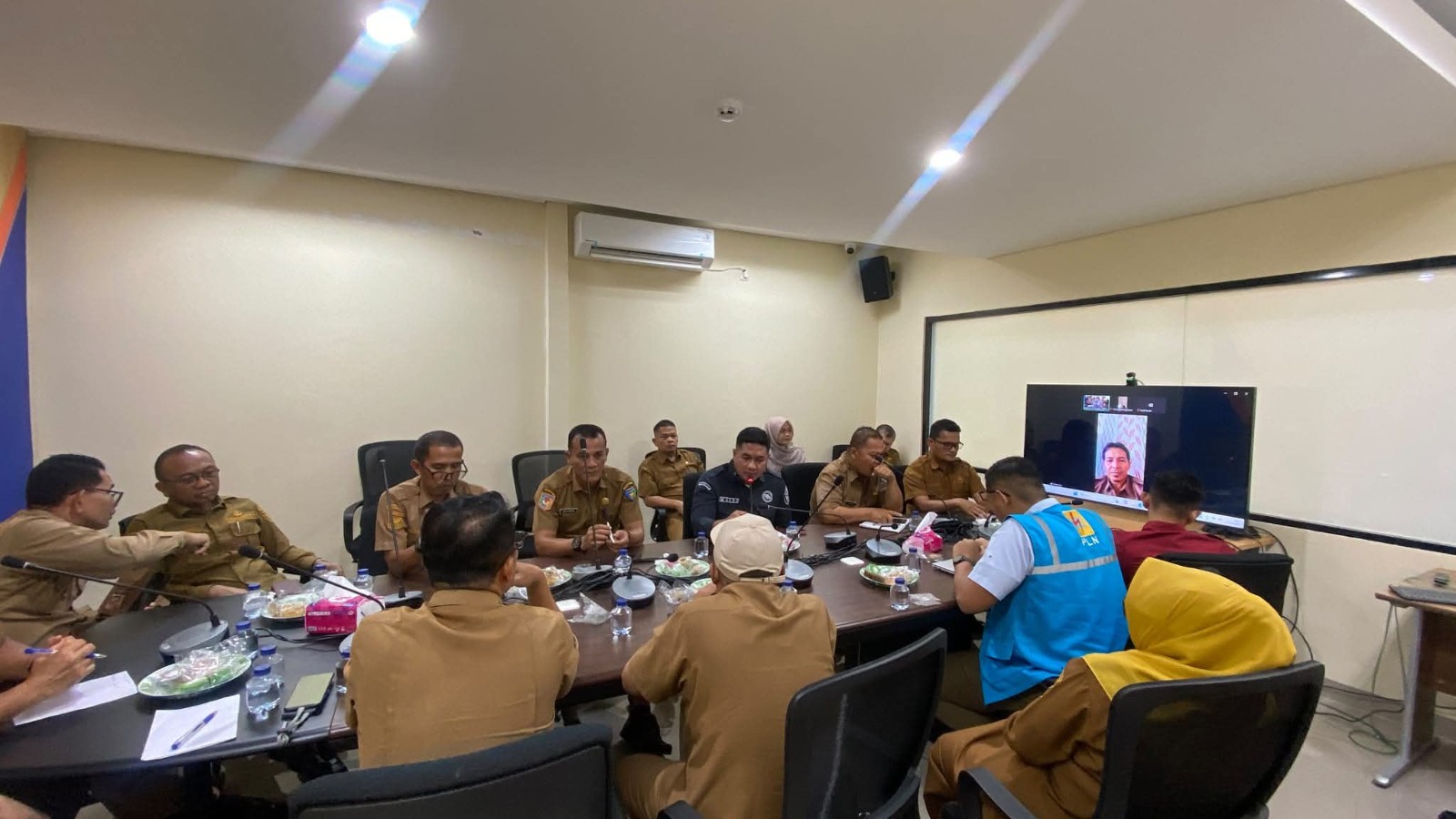 Banjir dan Longsor di Pesisir Selatan: Darurat Kini, Strategi Nanti