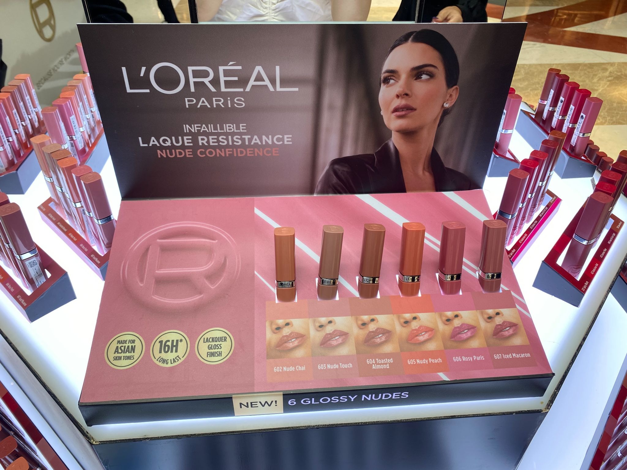 L'Oréal Paris Infaillible Lip Salon: 11 Shade Matte dan Glossy untuk Semua Kulit