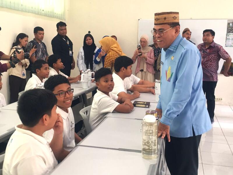 Strategi Sekolah Unggulan Daerah sebagai Jalur Siswa Berprestasi