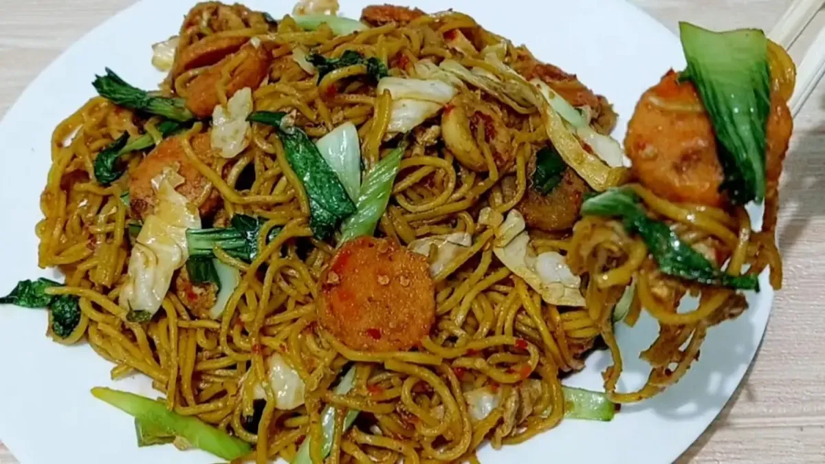 Mi Goreng Caluk vs Mi Tek-Tek Jawa: Dua Mie Tradisional Gurih untuk Malam Praktis